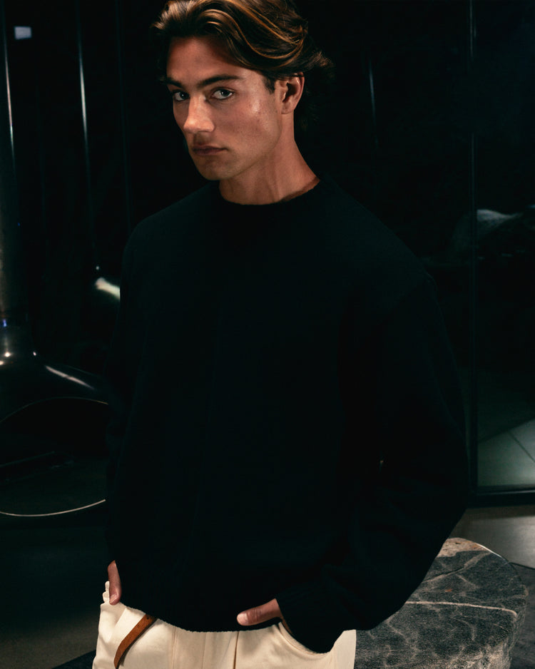 Knitted Sweater Black (Pre Order)