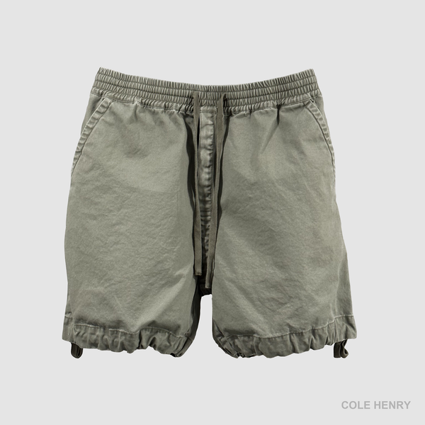 
    Canvas Shorts Olive Featured Image
